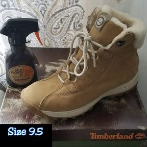 Timberland Boots - 9.5